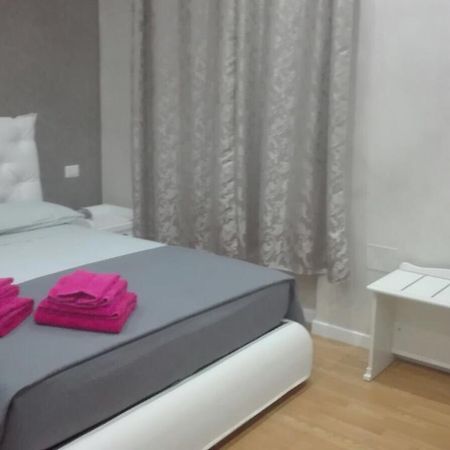 Bed and Breakfast Donna Margharet Crotone Exterior foto